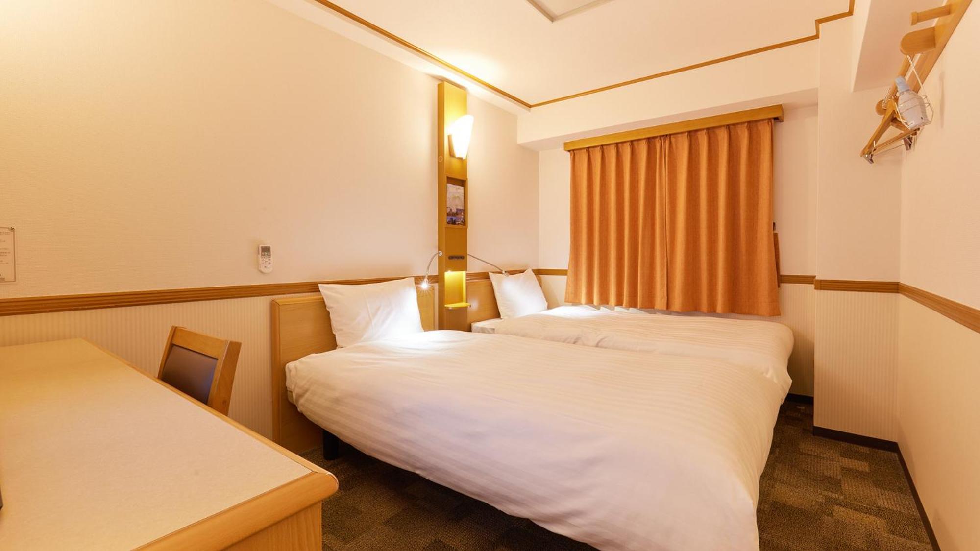 Toyoko Inn Chiba Minato Ekimae Quarto foto
