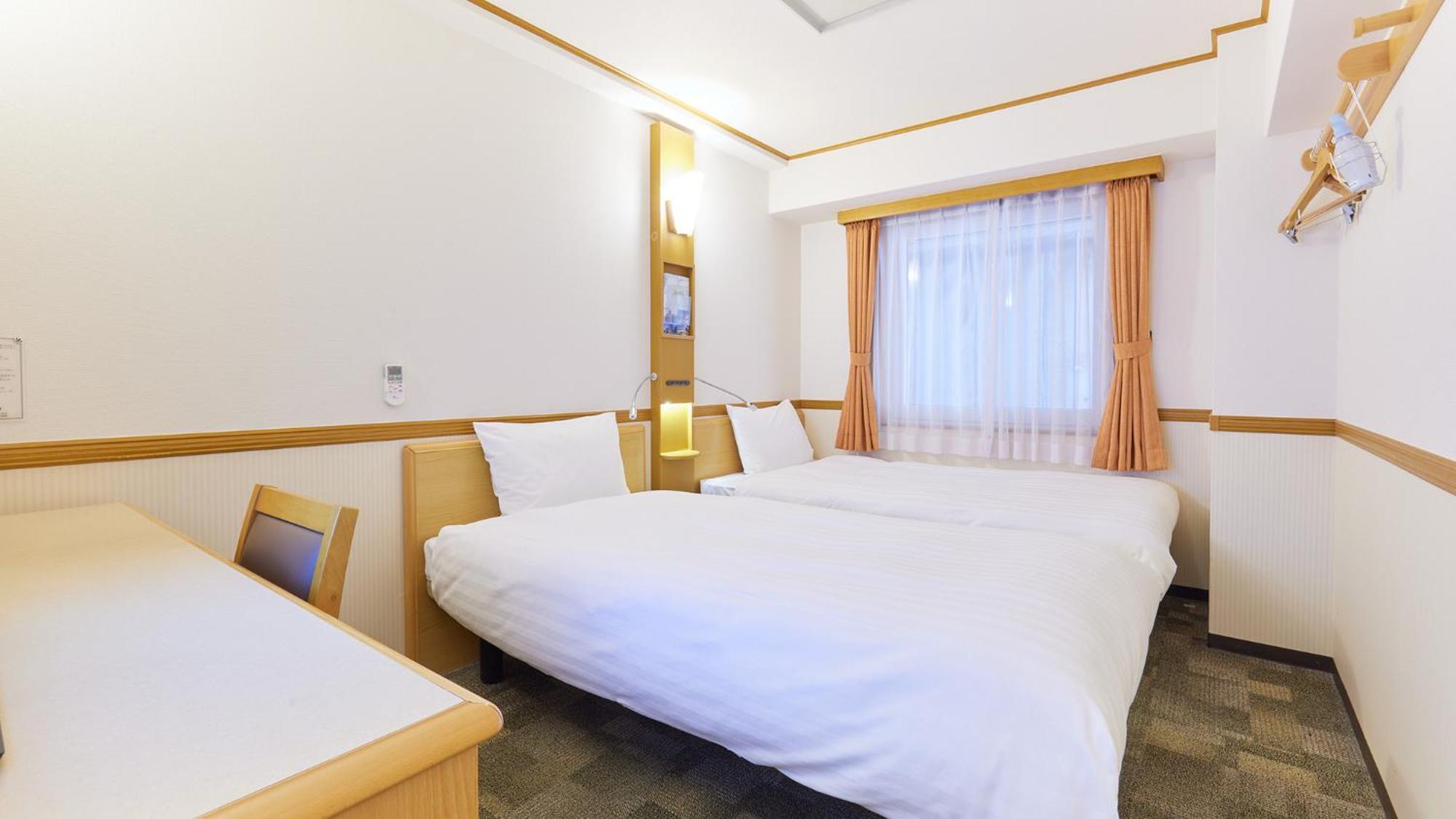 Toyoko Inn Chiba Minato Ekimae Exterior foto